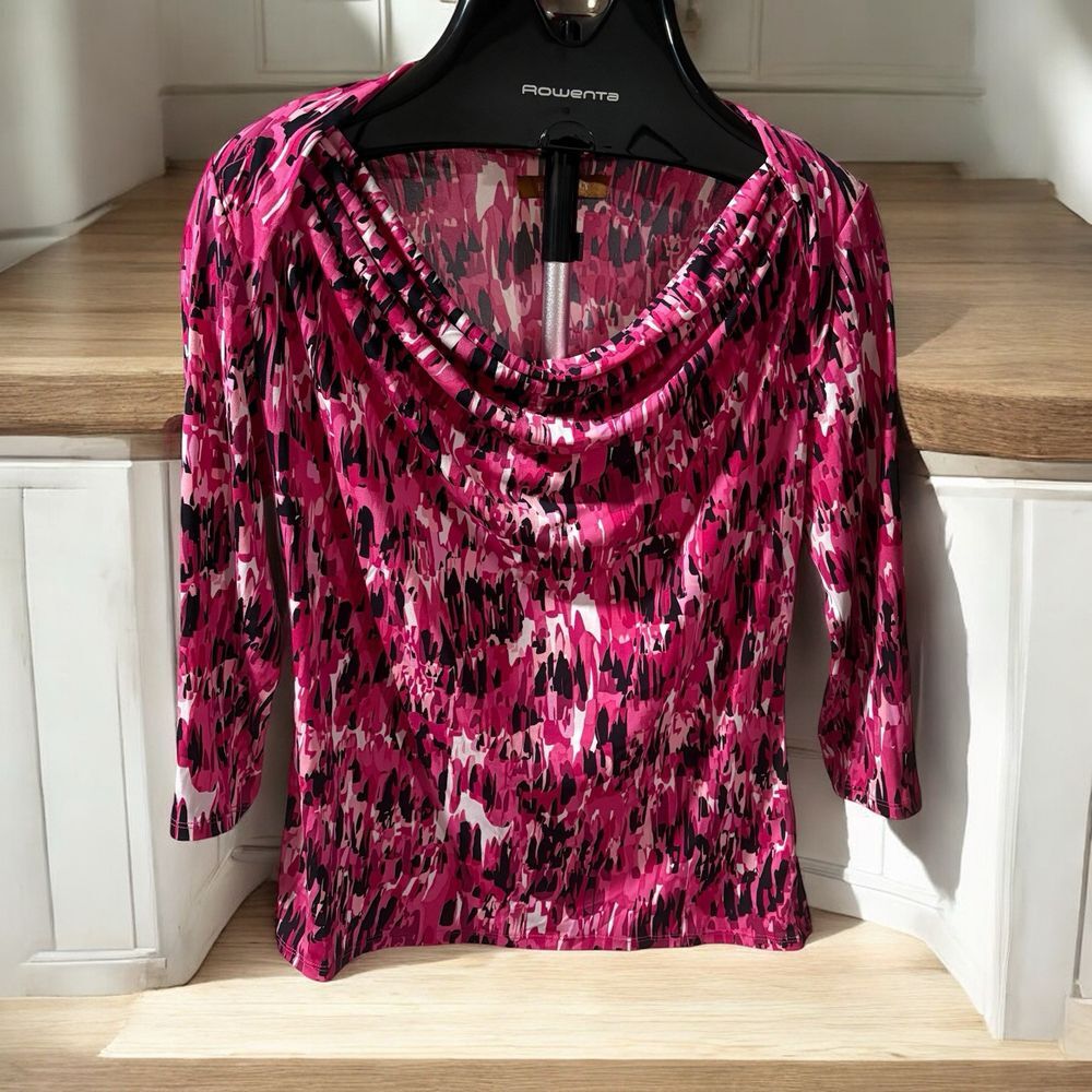 Ellen Tracy Women Flirty Whimsical Abstract Shirt Blouse Size M 3/4 Sleeve Pink